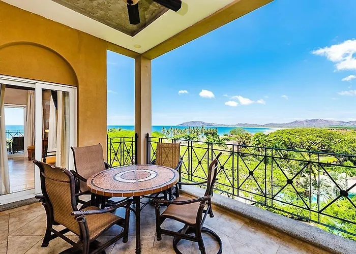 Swim-up Pool Bar, Walk To & Panoramic Views Сasa de vacaciones
